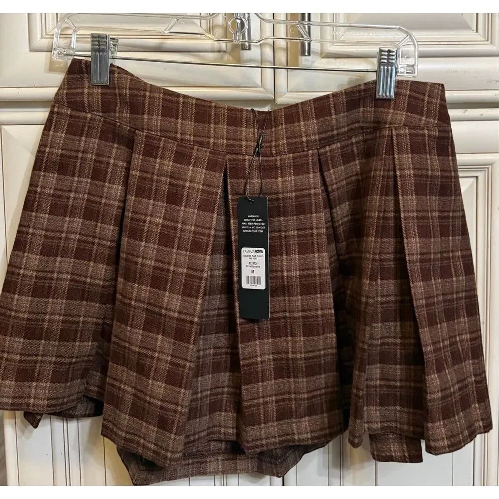 Fashion Nova Women's Augustine Plaid Pleated Mini Skirt Brown Combo Medium NWT